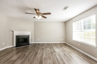 6973 Foxmoor Way in Douglasville, GA - Building Photo - Building Photo