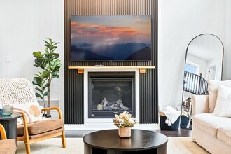 1042 Greensview Dr in Lake Of Bays, ON - Building Photo - Building Photo