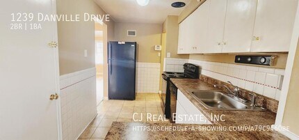 1239 Danville Dr in St. Louis, MO - Building Photo - Building Photo