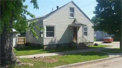 1011 Adams St in La crosse, WI - Building Photo - Building Photo