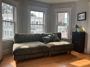 15 Parkton Rd, Unit 3 in Boston, MA - Building Photo - Building Photo