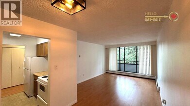 9270 Salish Ct in Burnaby, BC - Building Photo - Building Photo