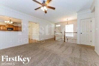 14050 Drury Ct in Grandview, MO - Building Photo - Building Photo
