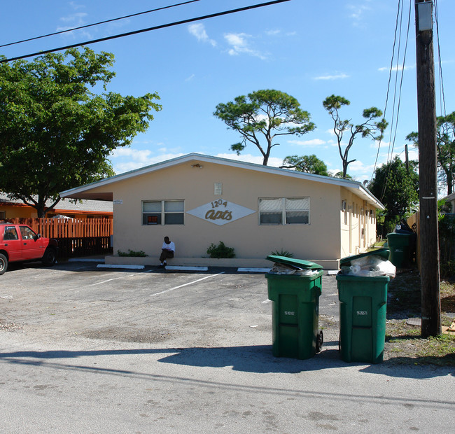 1204 NE 5th Ave in Fort Lauderdale, FL - Building Photo - Building Photo