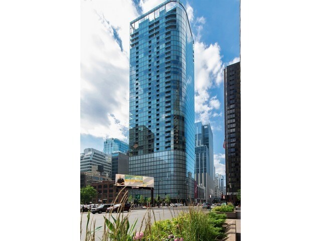 property at 600 N Fairbanks Ct