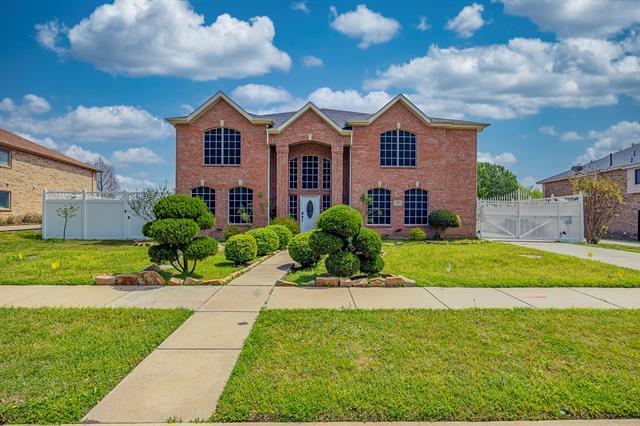 808 Sabona Dr in Desoto, TX - Building Photo