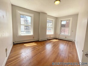 259 North St in Boston, MA - Building Photo - Building Photo