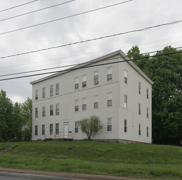 307 Springside Ave in Pittsfield, MA - Building Photo