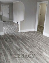 1976 Loney Dr in Nashville, TN - Building Photo - Building Photo