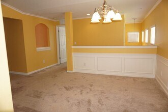 8671 Little Swift Cir in Jacksonville, FL - Building Photo - Building Photo