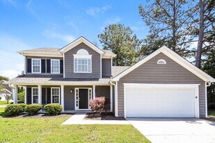 2057 Wedgewood Dr in Stone Mountain, GA - Building Photo