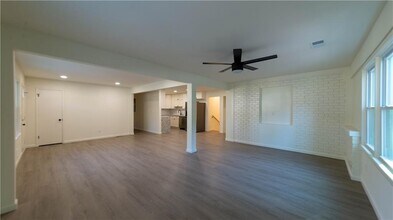 145 Long Dr SW in Marietta, GA - Building Photo - Building Photo