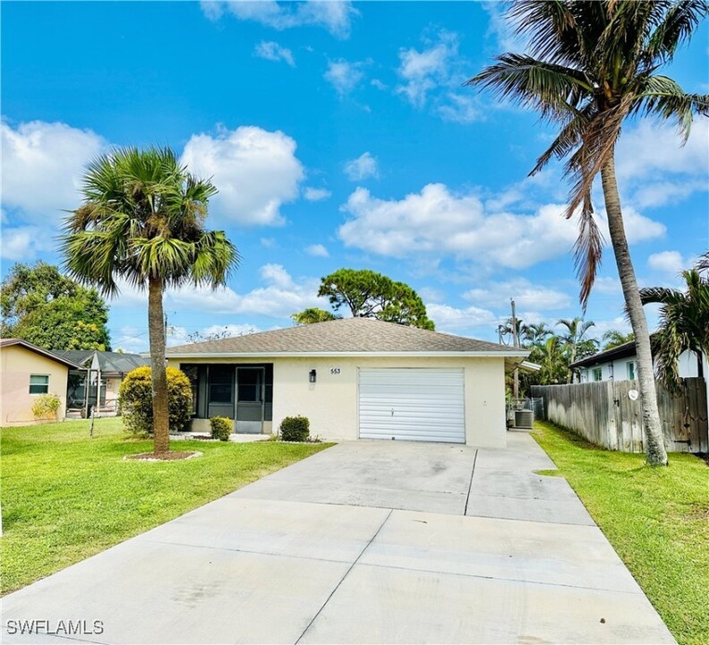 553 108th Ave N in Naples, FL - Building Photo