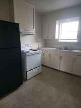 405 Robertson Ave in Copperas Cove, TX - Foto de edificio - Building Photo