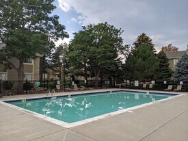 4400 S Quebec St in Denver, CO - Building Photo