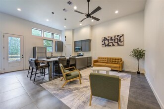 13950 Bee Flower Ln in Cypress, TX - Building Photo - Building Photo