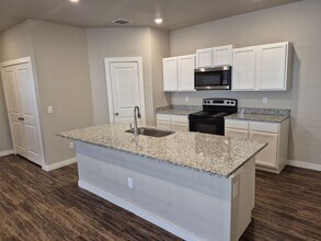 501 E 21st St in Wolfforth, TX - Building Photo - Building Photo