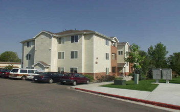 The Peaks Apartments in Lakewood, CO - Foto de edificio - Building Photo