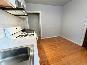 4010 N Bernard St in Chicago, IL - Building Photo - Building Photo