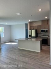 542 Lambright St SW in Palm Bay, FL - Building Photo - Building Photo