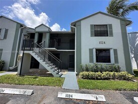 1024 S Independence Dr, Unit 1024A in Homestead, FL - Building Photo