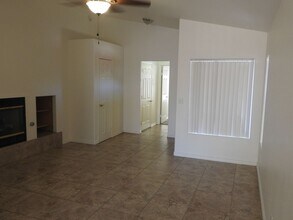 1953 Davis Ave in Kingman, AZ - Building Photo - Building Photo