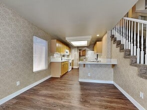 8713 Sandringham Ave in Las Vegas, NV - Building Photo - Building Photo