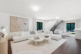 1435 N Ocean Way in Palm Beach, FL - Building Photo - Building Photo