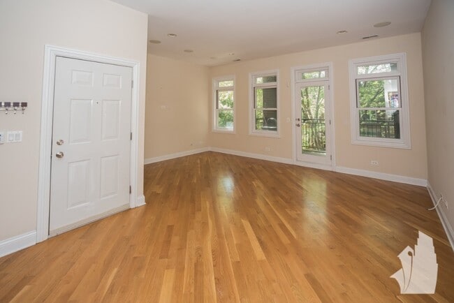 3247 N Seminary Ave, Unit 1