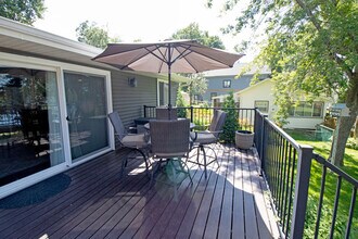 3935 Donnelly Dr NW in Maple Lake, MN - Foto de edificio - Building Photo