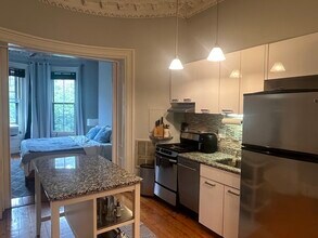 3 Wellington St, Unit 2 in Boston, MA - Building Photo - Building Photo