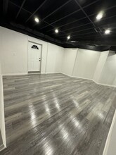 2355 Virginia Pl NE, Unit Basement Apartment in Atlanta, GA - Foto de edificio - Building Photo