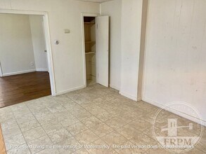 2201 Purchase St in New Bedford, MA - Building Photo - Building Photo