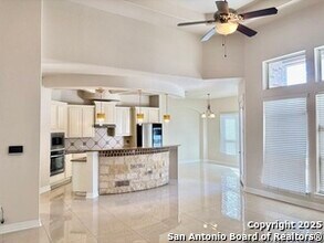 2607 Seal Pointe in Converse, TX - Building Photo - Building Photo