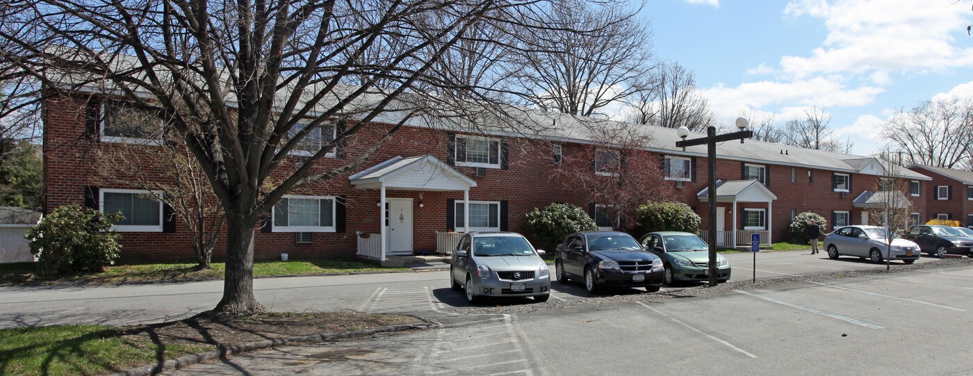 Water Wheel Apartments in Montgomery, NY - Foto de edificio