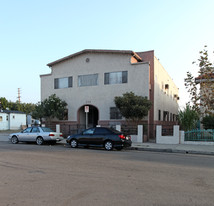 222 S Avenue 18 Apartments