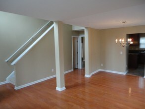 204 Trevor Ridge Dr in Holly Springs, NC - Building Photo - Building Photo