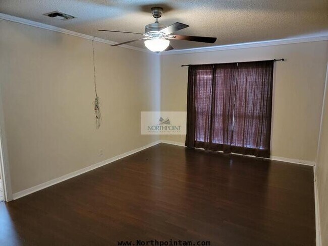6842 Agua Calientes in San Antonio, TX - Foto de edificio - Building Photo