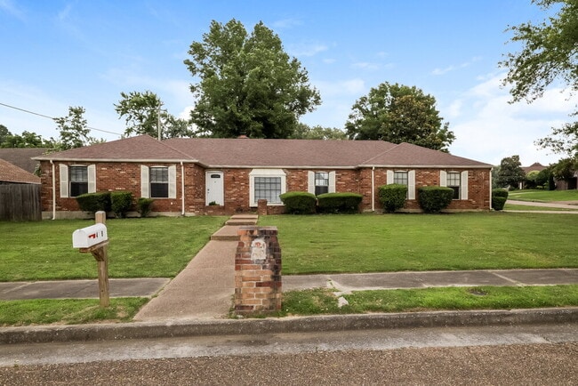 property at 4558 Pinegate Dr