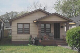711 W 46th St in Savannah, GA - Building Photo
