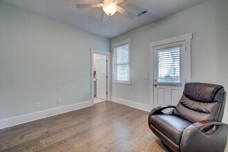 1817 Bungalow Row in Wilmington, NC - Building Photo - Building Photo