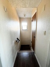 1605 Common Dr, Unit C in El Paso, TX - Foto de edificio - Building Photo