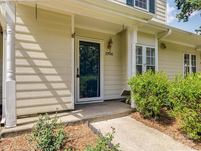 2704 New Hamlin Way in Charlotte, NC - Foto de edificio - Building Photo