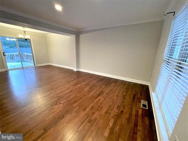 property at 17626 Longview Ln