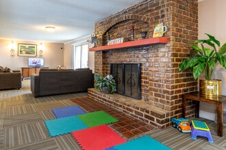 Alta Village in Independence, MO - Building Photo - Interior Photo
