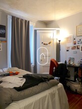 88 Brook St, Unit 1 in Brookline, MA - Foto de edificio - Building Photo