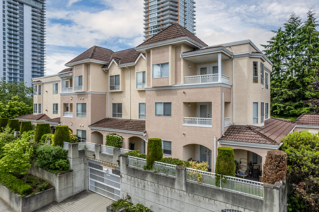 Brookside Manor in Coquitlam, BC - Building Photo