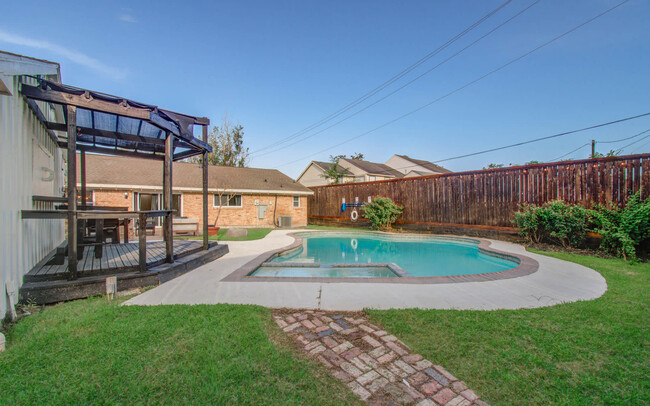 9306 Bassoon Dr in Houston, TX - Building Photo - Building Photo