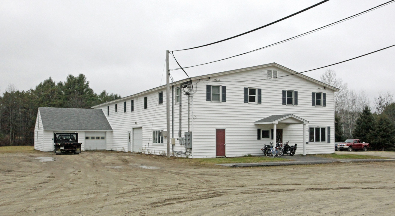 871 Long Plains Rd in Buxton, ME - Building Photo