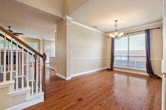 6604 Convict Hill Rd in Austin, TX - Building Photo - Building Photo
